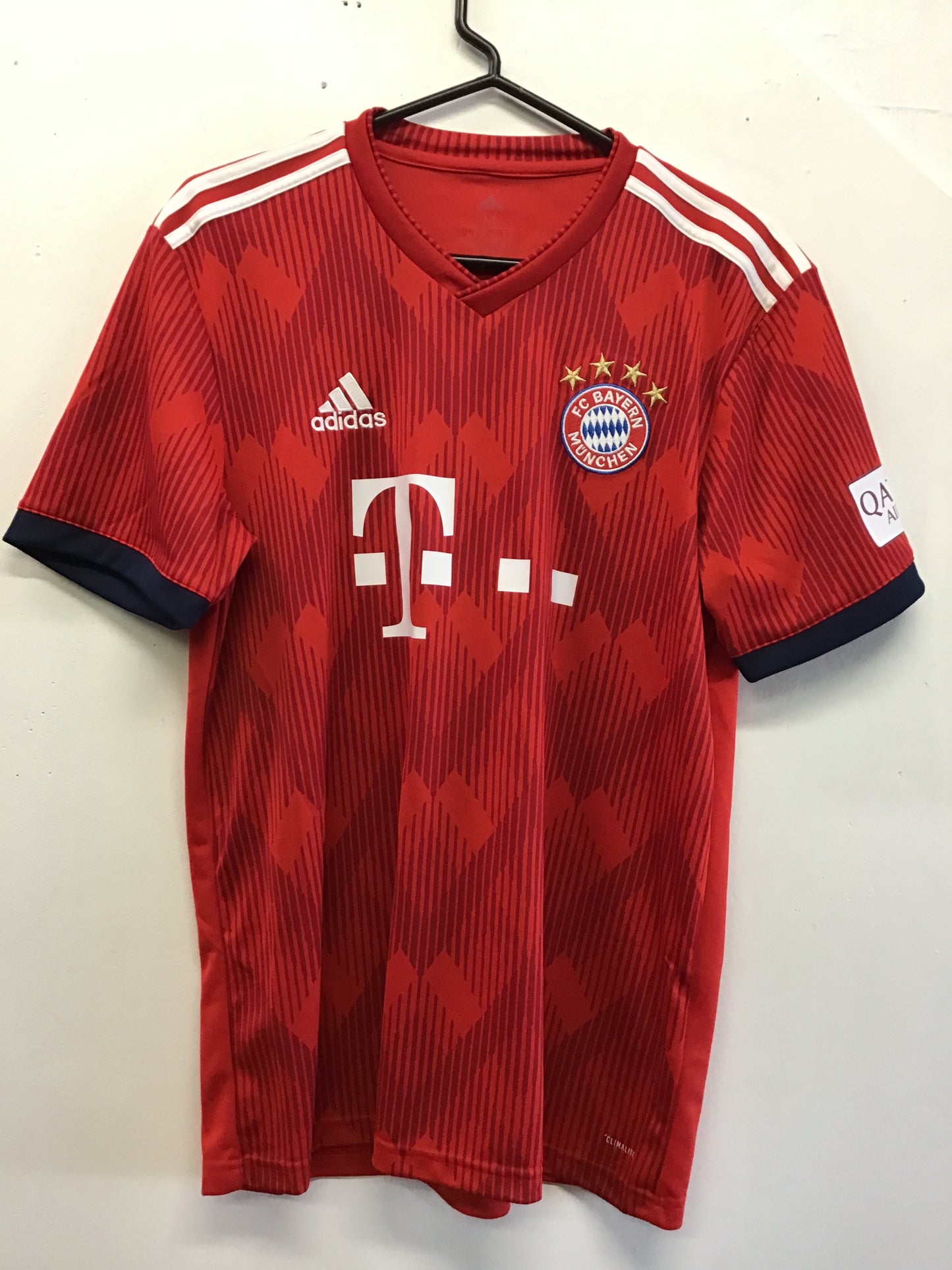 Adidas Bayern Muchen 2018 Jersey, Size M
