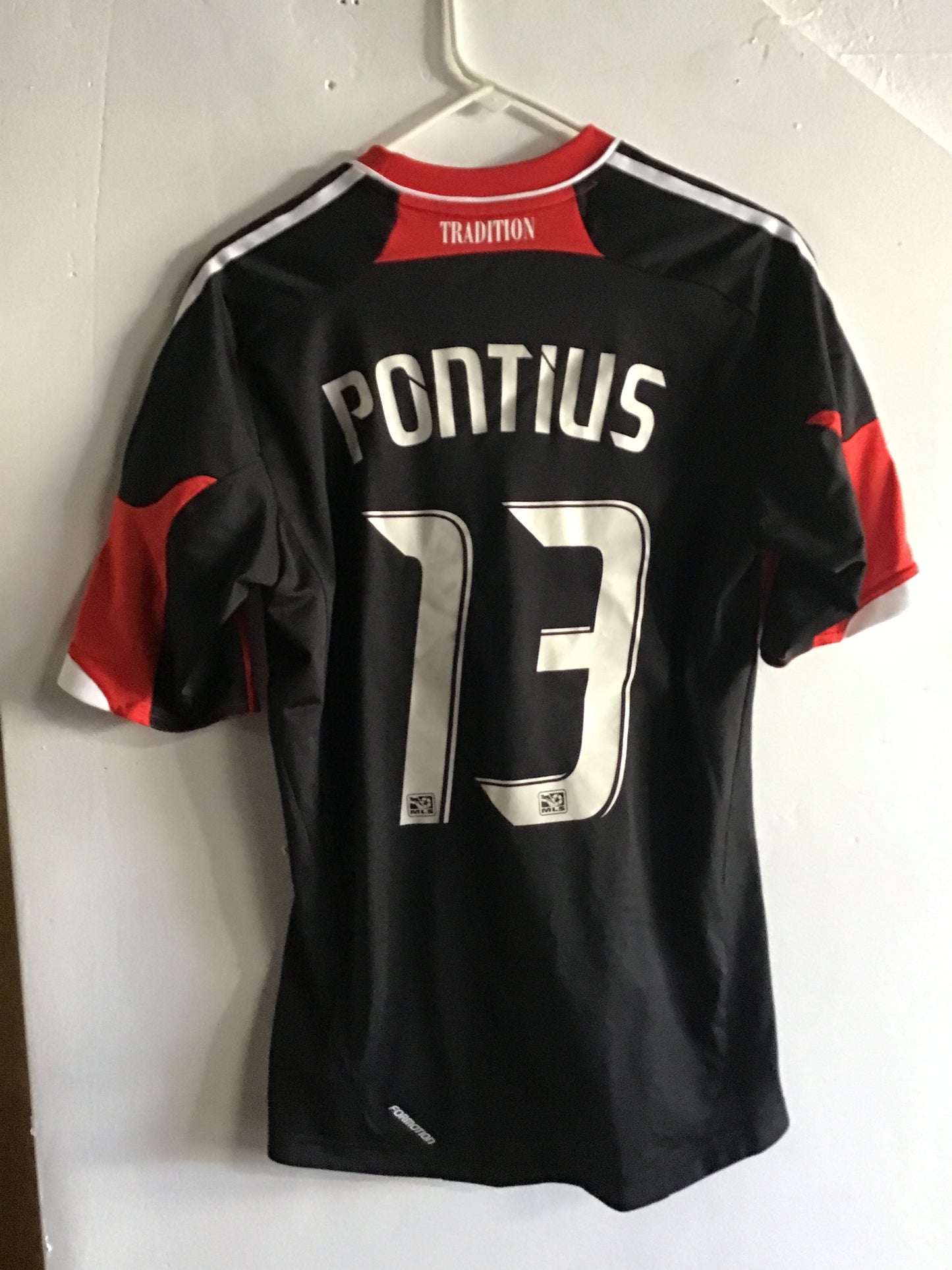 Adidas DC United Pontius #13 2011 Volkswagen Jersey, Size M