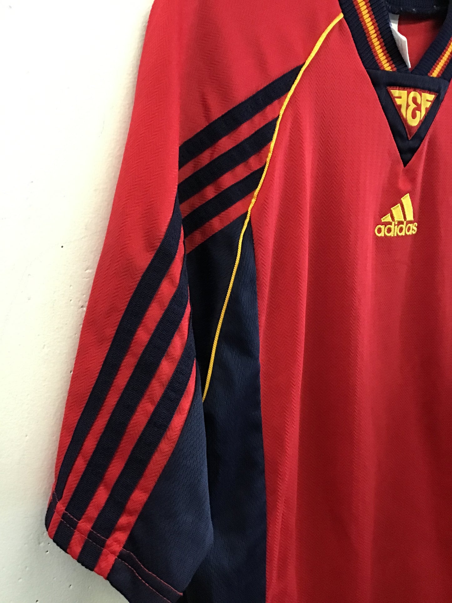 Adidas RFEF Real Federation Espanola de Futbol Shirt, Size M