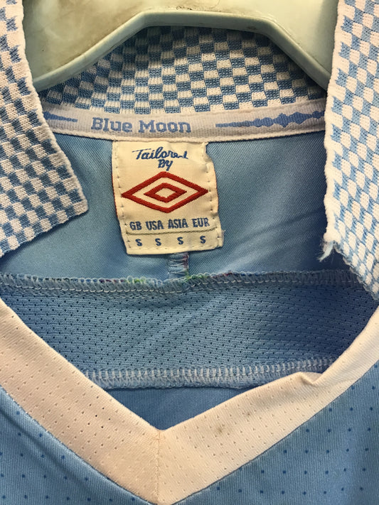 Umbro Manchester City Kun Aguero #16 Jersey, Size L