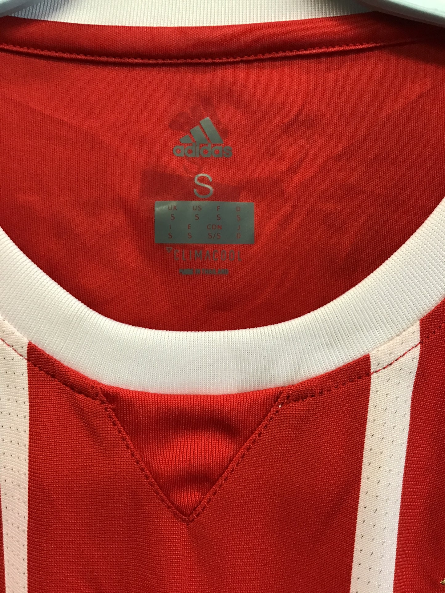 Adidas FC Bayern Munchen Bundesliga 2016/2017 Jersey, Size S