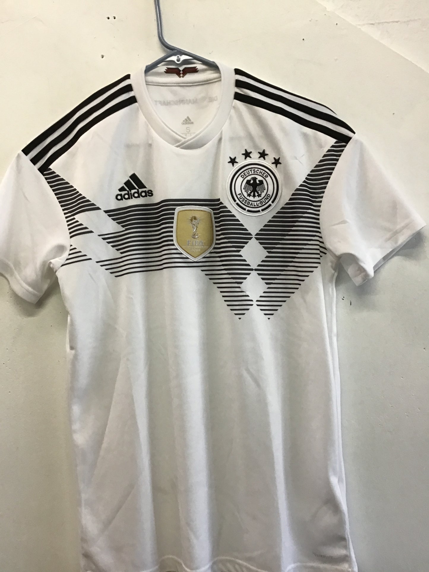 Deutscher FIFA World Champions 2014 Adidas Jersey, Size S