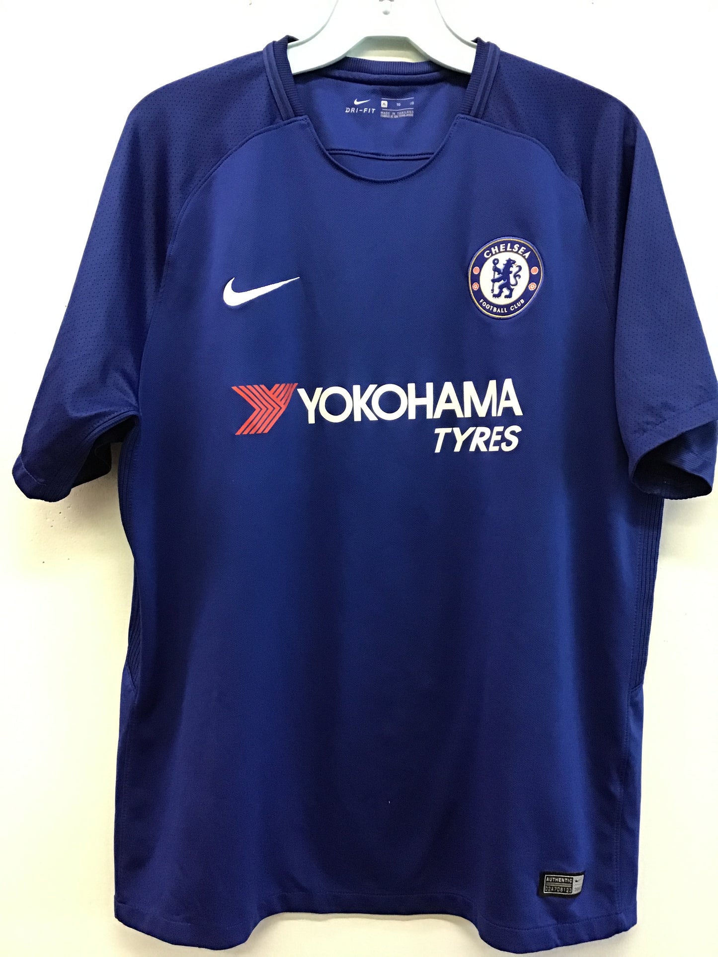 Nike Chelsea FC Yokohama Tyres Authentic 2015 Jersey, Size XL
