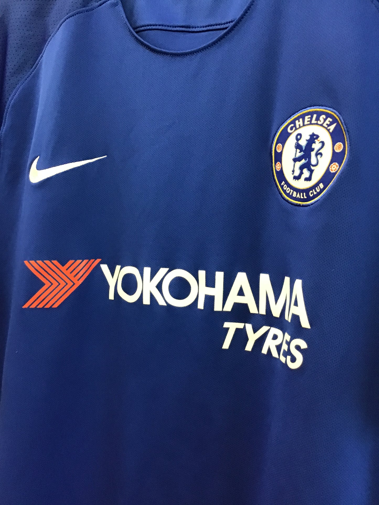 Nike Chelsea FC Yokohama Tyres Authentic 2015 Jersey, Size XL