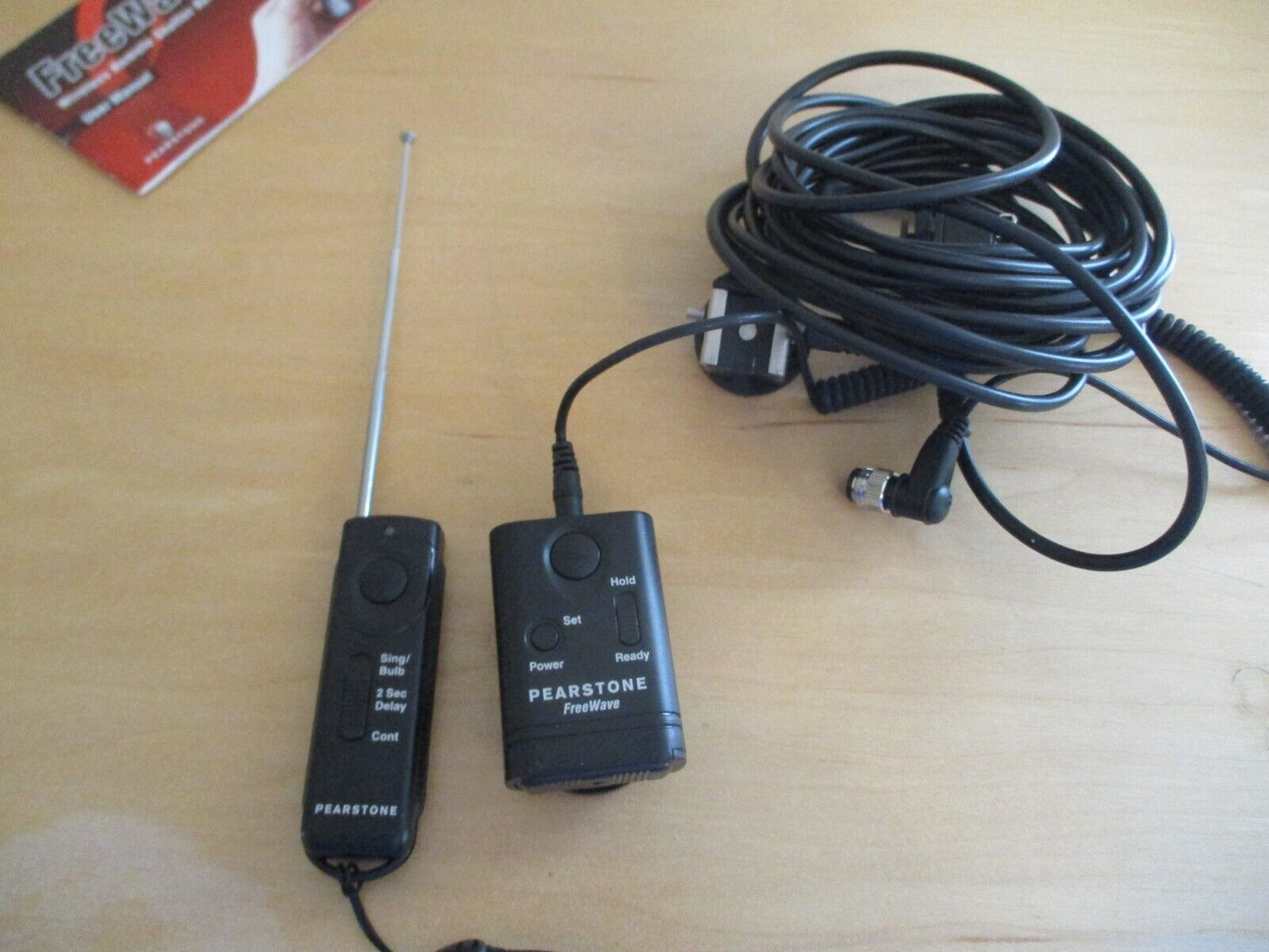 Pearstone Free Wave Wireless Remote Shutter Release w/ Manual