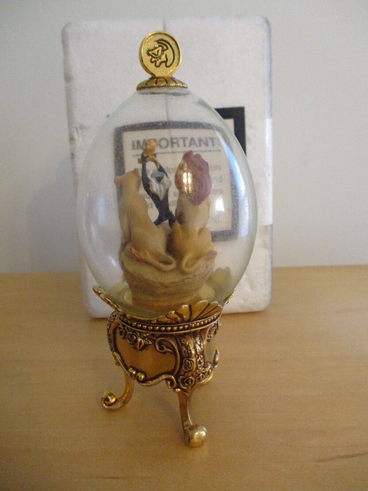 Franklin Mint Limited Edition Disney The Lion King Gold Footed Glass Egg Figure