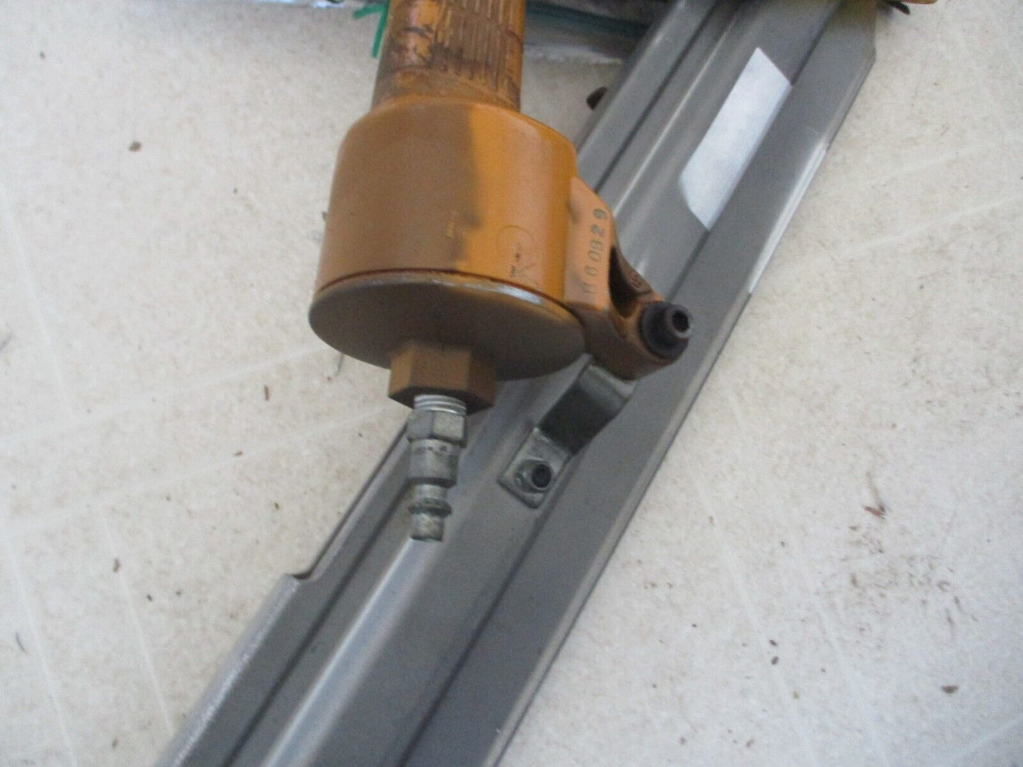 Bostitch Pneumatic Stick Nailer N80S