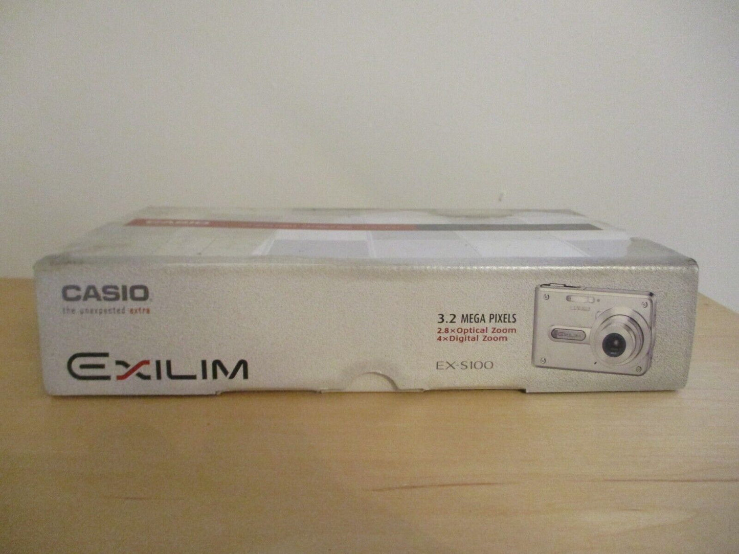 Casio EXILIM EX-S100 3.2 MP Digital Camera New in Original Box