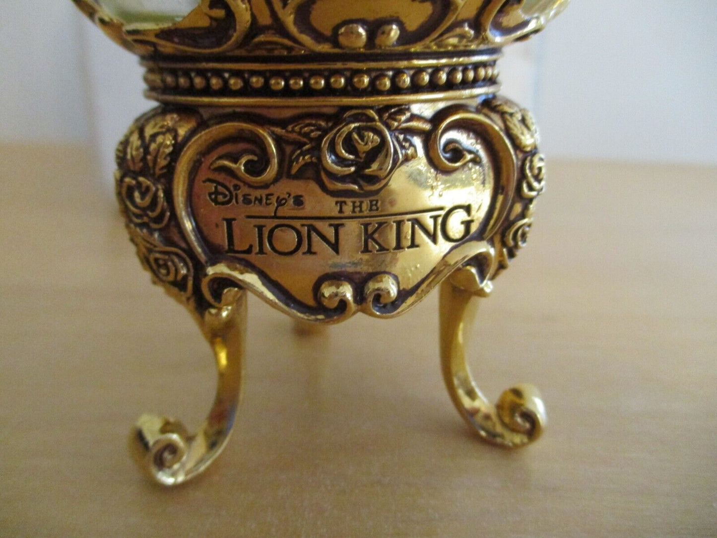 Franklin Mint Limited Edition Disney The Lion King Gold Footed Glass Egg Figure