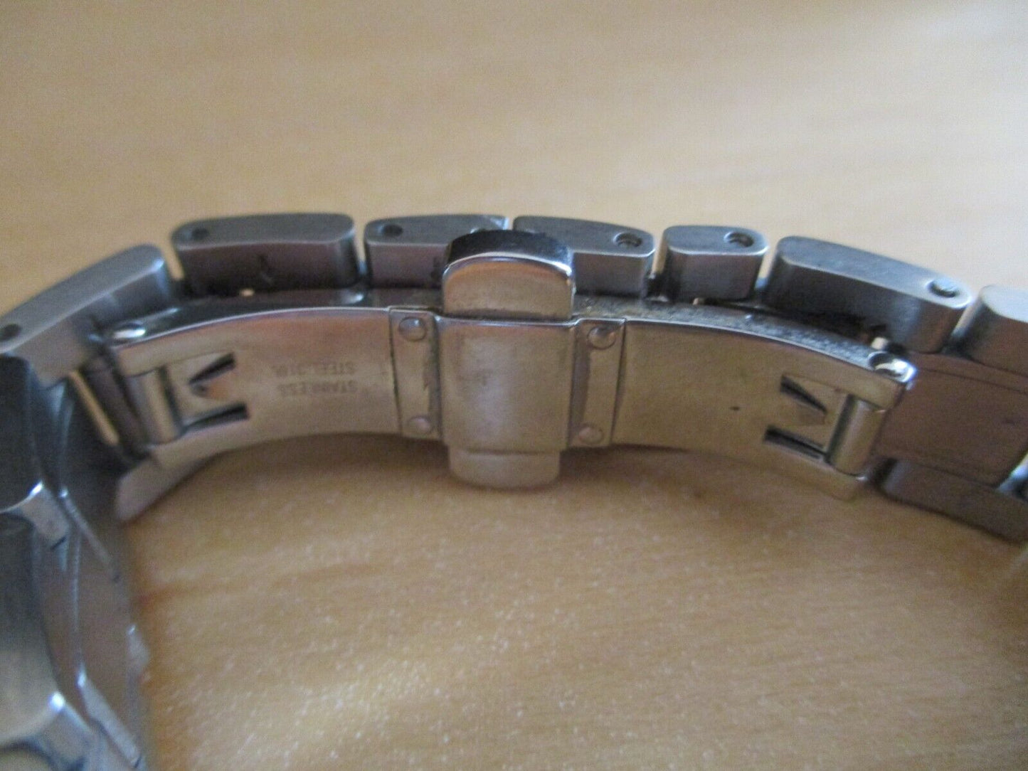 Victorinix Swiss Army Officers Ladies Watch 241457