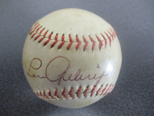 Rare Collector's Gem: Lou Gehrig Signed Official Spalding Baseball with Authenticity Certificate