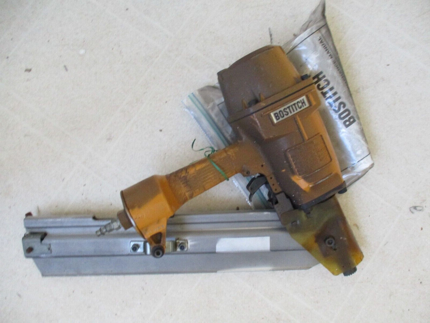Bostitch Pneumatic Stick Nailer N80S