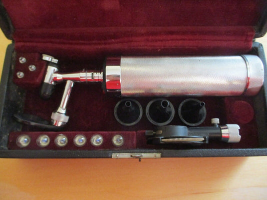 WWII USN MD Welch Allyn Otoscope Ophthalmoscope National Instrument Co in Case